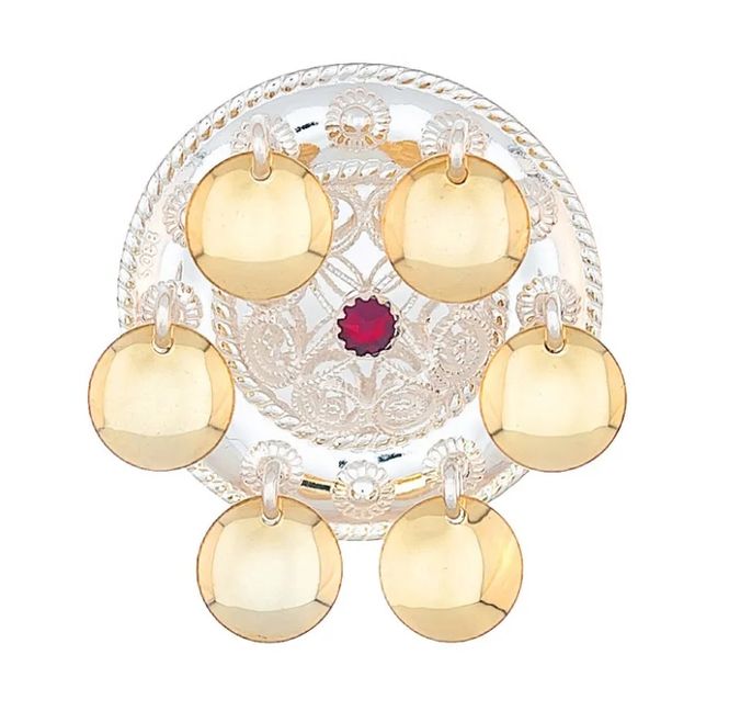 Huvudbild Hårsnodd Risku Förgylda löv och Sten